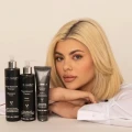 AbriletNatureMolecularTherapy-modelkablondynkaaprzedniacalaseria.webp